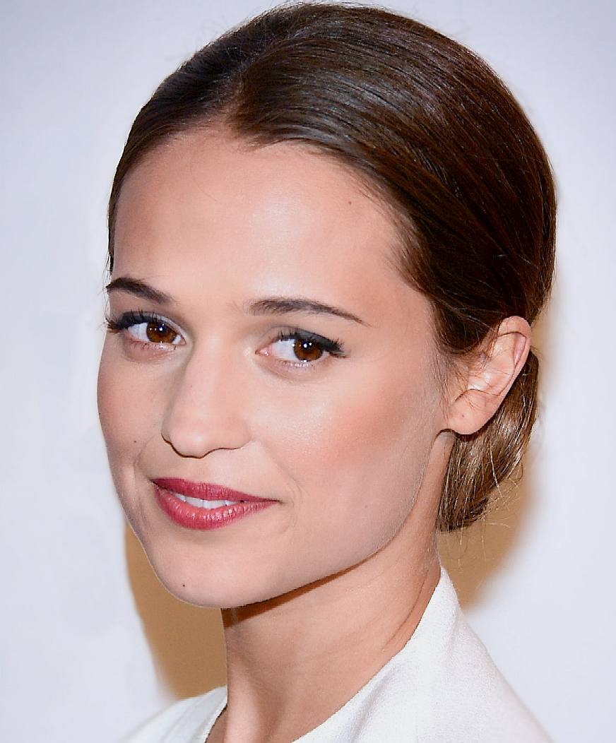 Alicia Vikander