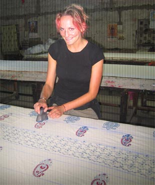 Katherine Hudson hand printing her tent designs in Delhi 2007