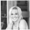Sue Woolley, Mrs Antagonistic in Present Apologies